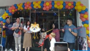 Buka Gerai Pertama di Sidoarjo, KOL Utamakan Produk Lokal