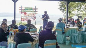 Korem 172 PWY Outbond dengan Wartawan