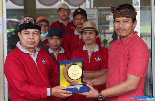 Studi Banding