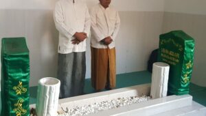 Karomah Syekh KH Abdul Kafie Hotib, Makamnya Pancarkan Cahaya Biru