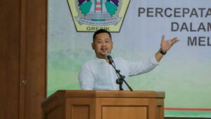 Bupati Gresik Kampanye Cinta Produk Dalam Negeri Pakai e-Katalog Lokal