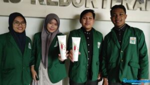 Lima Mahasiswa FK Unusa Ubah Biji Delima Jadi Produk Kecantikan