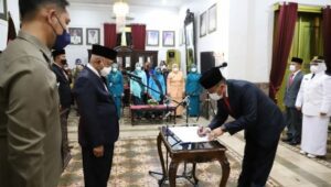 Lantik Pimpinan Tinggi Pratama dan Administrator, Bupati Malang Minta Camat Sukseskan Program Pemkab