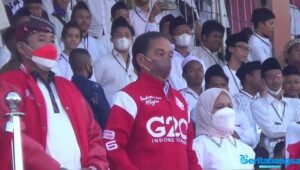 Jokowi Datangi Surabaya Obati Kangen Relawan SapuLidi