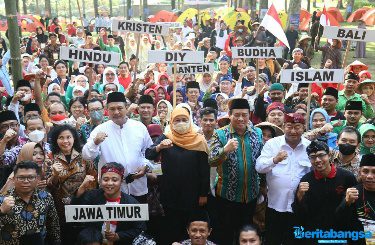 Moderasi Beragama