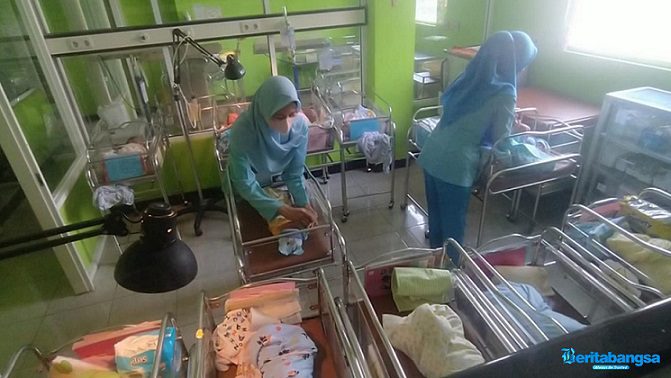 bayi lahir di jombang