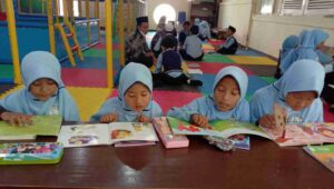 SD Alifya Tanamkan Minat Baca Siswa dan Cinta Buku