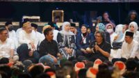 Duet Cak Nun dan Khofifah Ngaji Kebangsaan