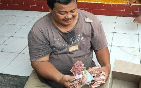 Uang