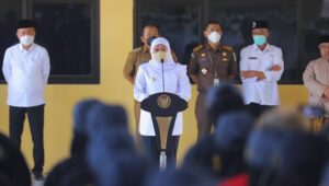 Khofifah Bangga Lihat SMK Perikanan dan Kelautan Puger