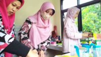 Dosen dan Mahasiswa Polije Dampingi Deteksi Malnutrisi Pada Pengasuh Tempat Penitipan Anak
