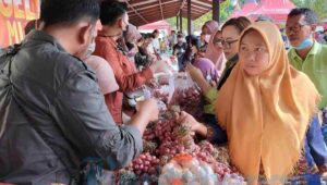 5 Titik Operasi Pasar Lumbung Pangan Jatim Diserbu Warga