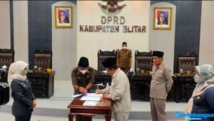 2 Kali Gagal, Akhirnya Paripurna DPRD dan Bupati Blitar Ketok Palu