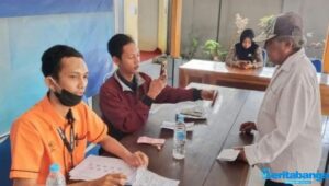 Bertahap, 36.180 Warga Kabupaten Probolinggo Mulai Terima BLT BBM