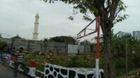 Pembangunan Akses Jalan Perum Citra Gerden di Desa Sidokepung Dikecam Banyak Pihak