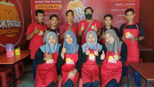 Tok Patok, Ayam Geprek Krispy Rajai Kuliner di Pamekasan