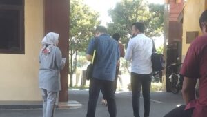 Bos Bahana Line Manja, Penyidik Masih Lunak