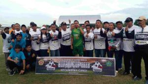 Buka Turnamen Bupati Cup 2022, Bupati Sidoarjo Tendang Bola Pertama
