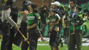 Bonek Tribun Family Ucapkan Belasungkawa  atas Tragedi di Malang