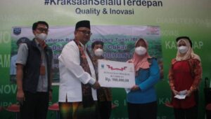 Hore, Ribuan Buruh Tani Tembakau Terima BLT DBHCHT