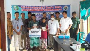 Pemdes Pajeruan Salurkan BLT DD Bagi 275 KPM