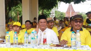 Meriahnya HUT Partai Golkar ke -58 di Alun-alun Sidoarjo