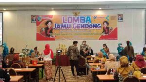 Lestarikan Warisan Leluhur Dinkes Tulungagung Gelar Lomba Jamu Gendong