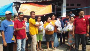 PT OBK Kirim Ratusan Paket Sembako untuk Korban Puting Beliung