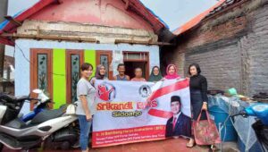 Srikandi BHS Salurkan Bantuan Bagi Korban Puting Beliung