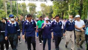 Bupati Bojonegoro dan Jajaran Forkopimda Jalan Santai Peringati Harjapro Jatim ke- 77
