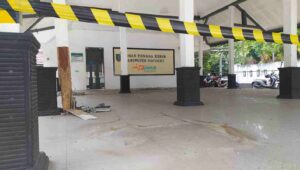 Membahayakan, Bangunan Pendapa Disnaker Jombang Nyaris Ambruk