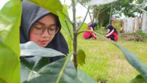 Ratusan Pelajar Lintas Agama di Jombang  Tanam Pohon Toleransi di Haul Gus Dur
