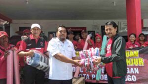 Gandeng PMI, PDIP Kota Probolinggo Kirim Bantuan Korban Gempa Cianjur