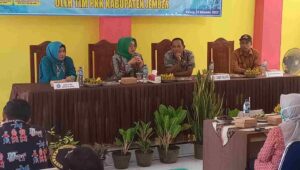 Wakil Ketua TP PKK Jember Dorong PKK Desa Curahlele Tekan Stunting