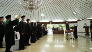 Bupati Anna Mutasi 52 Pejabat di Lingkungan Pemkab Bojonegoro