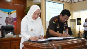 Pemkab dan Kejari Bojonegoro Teken MoU, Sinergi Bidang Hukum