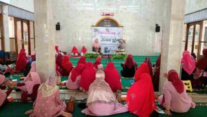 DKM Al Haq Bekali Emak-emak Ilmu Parenting Islami