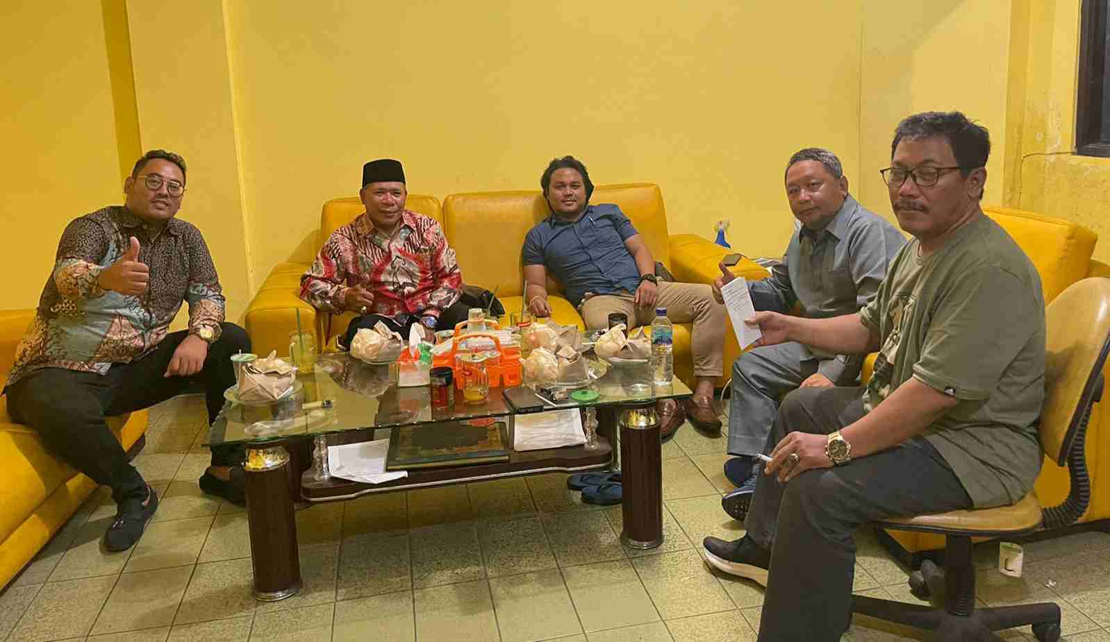 DPRD vs Golkar