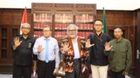 Ko Jo Divonis 8 Tahun, Arist Merdeka Sirait Datangi PT Surabaya