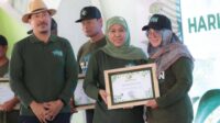 Target Net Zero Emission 2060, Khofifah Tanam Sejuta Pohon di Trenggalek