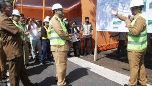 Ratusan Kilometer Jalan Rusak di Probolinggo Bergiliran Direhab