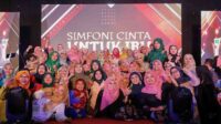 Simfoni Cinta untuk Ibu, Khofifah Gerakkan Fatayat NU Jatim Dakwah Damai Digital