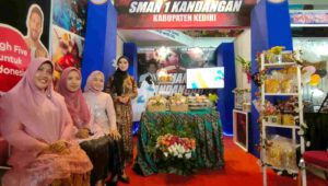 Program SMA Double Track Gelar Festival Millenial Entrepreneur Award