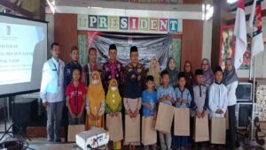 KPU Kabupaten Blitar Sosialisasi Tahapan Pemilu dengan Anak Yatim, Toga dan Tomas