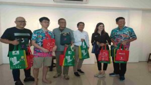 Vincent Prijadi Purwono Pelukis Autistik Berprestasi Bersama Citicon Dukung Autisme Raih Prestasi