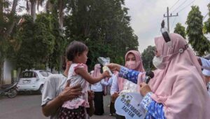 Tekan Stunting, Dinkes Kota Probolinggo Bagikan Susu dan Telur ke Anak-anak