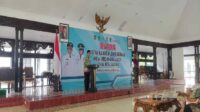 KC HCCM Lumajang Bagikan 500 Sertifikat Halal Bersama Bupati