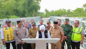 Jembatan Bailey Kregenan Probolinggo Diresmikan Langsung Selfie
