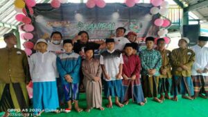 WEB dan KKSI, Santuni Anak Yatim  Saat Kopdar ke-2 di Jatim