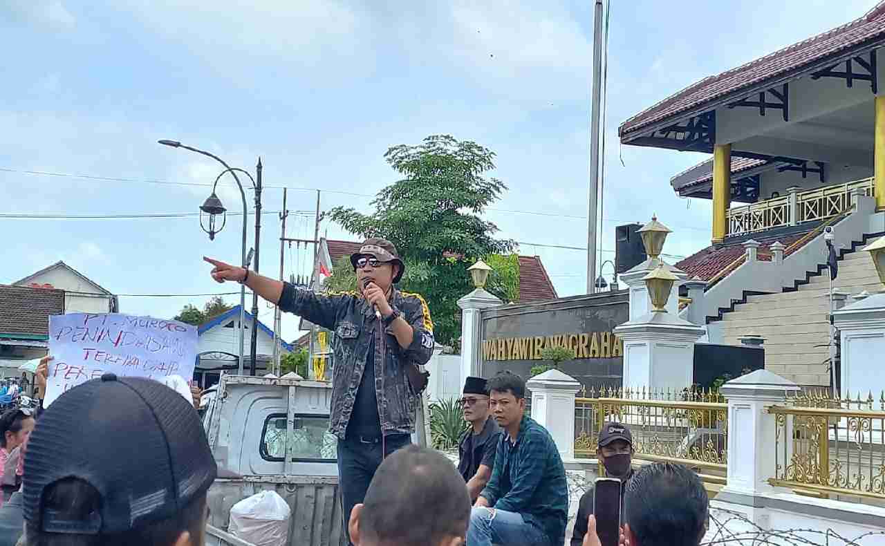 Bupati Hendy